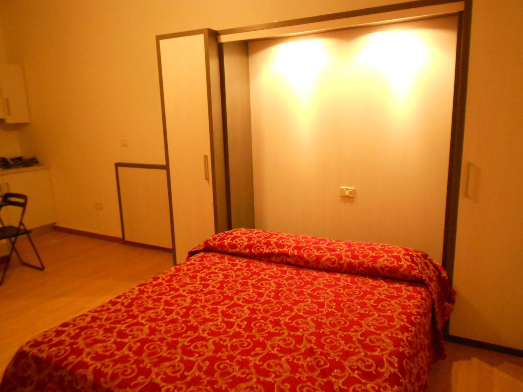 Hotel Ottavia Римини Экстерьер фото