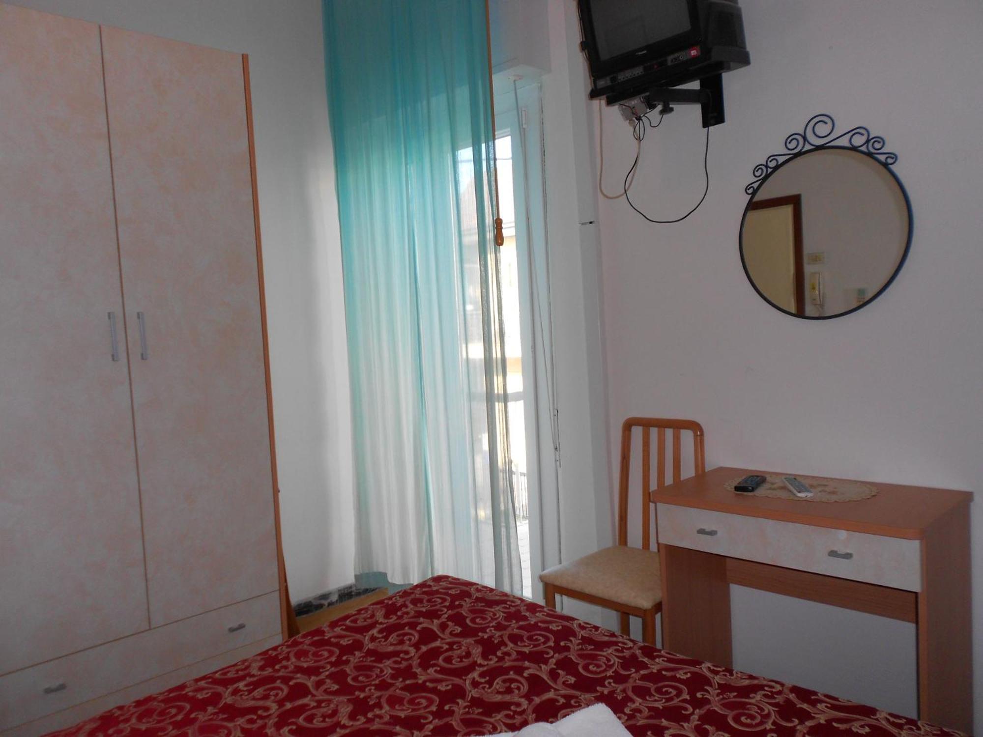 Hotel Ottavia Римини Номер фото