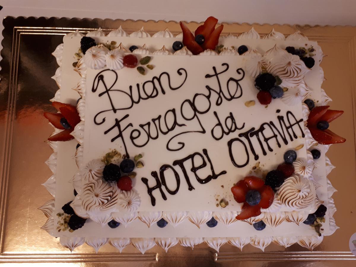 Hotel Ottavia Римини Экстерьер фото