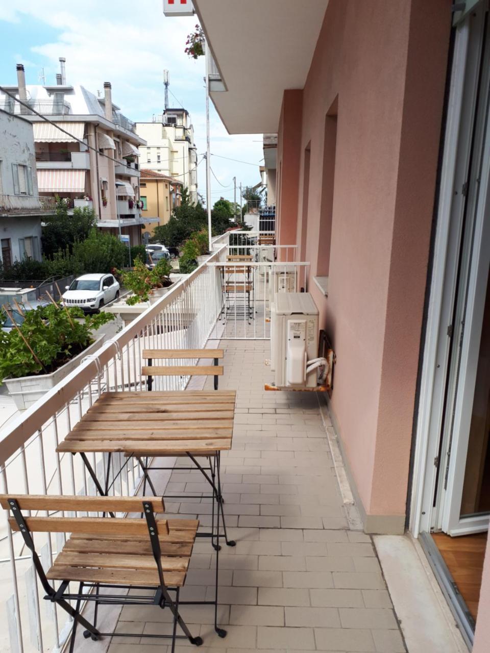 Hotel Ottavia Римини Экстерьер фото